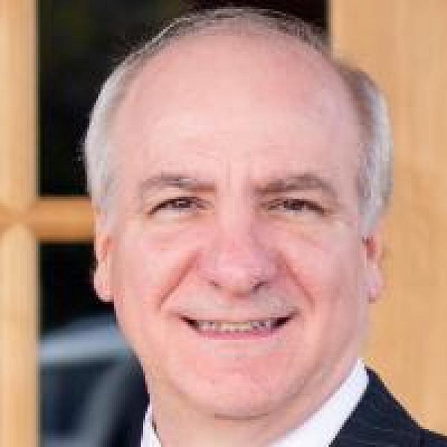 Headshot of Henry Ackels